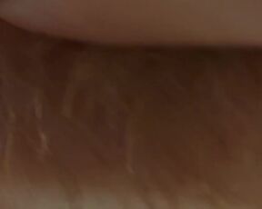 за училкой которая играет с сиськами и киской в туалете