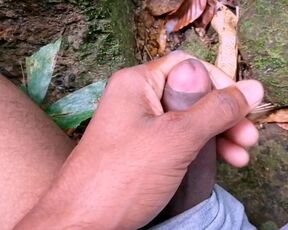 Asian Hot Guy Outdoor musterbrate