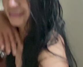 ¿Quieres follar con musica vallenata?????