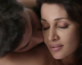Indian sexy woman has sex with her old boyfriend