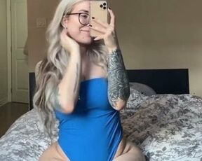 Thickaloffa White Bitch