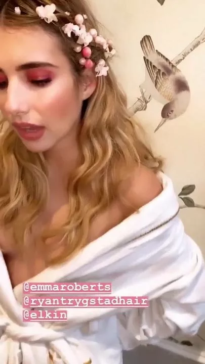 Emma Roberts pretty in white